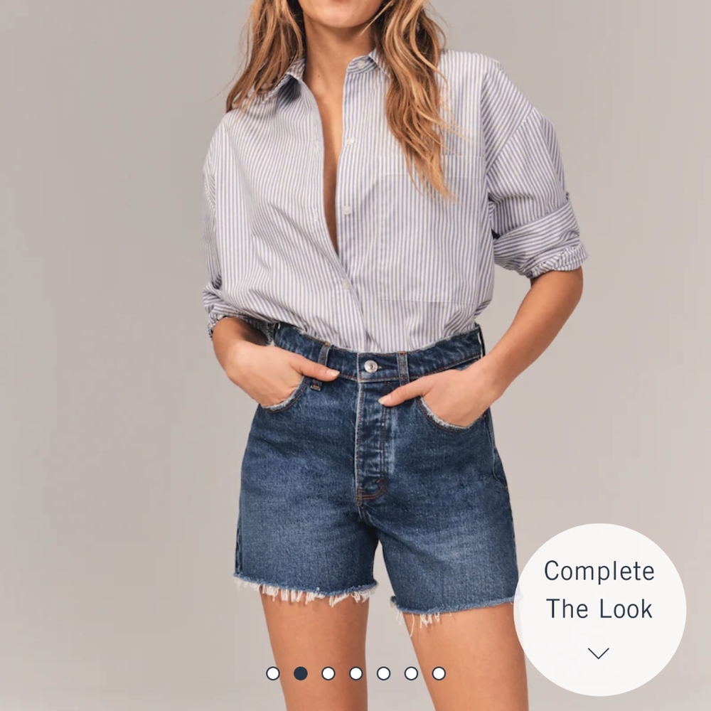 Abercrombie high waisted Dad jean shorts, never worn!!